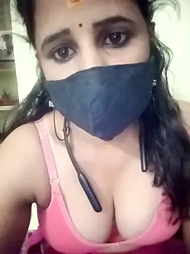 Snapshot of Tamil_Rani- chatting on March 15, 2026, 7:09 pm Tamil Rani- online show from March 15, 2026, 7:09 pm