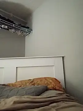 Honeysweetzz online show from April 25, 2026, 3:42 am