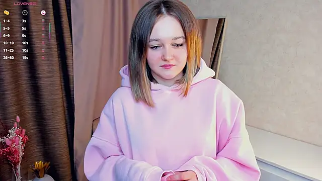 Snapshot of DesireeGoss chatting on March 1, 2026, 6:48 am DesireeGoss online show from March 1, 2026, 6:48 am