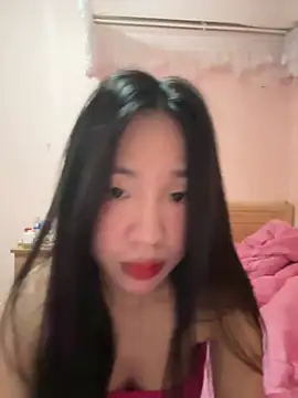 MIABCDZ online show from April 11, 2026, 2:05 am