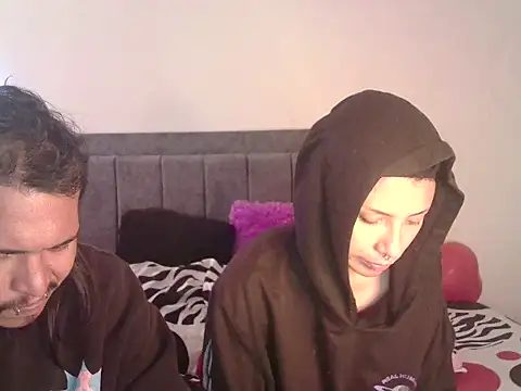 JadeYJacob online show from March 18, 2026, 6:22 pm