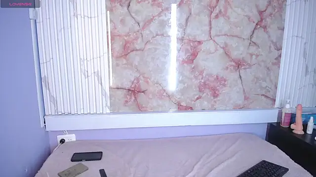 Lord Tayron online show from April 15, 2026, 12:23 pm