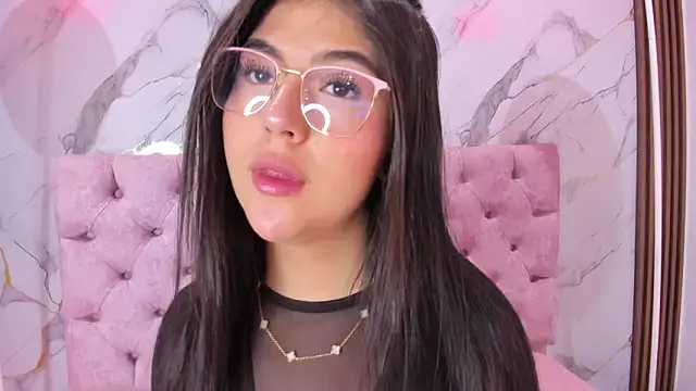 AbrilQuintana  online show from May 21, 2026, 11:39 am