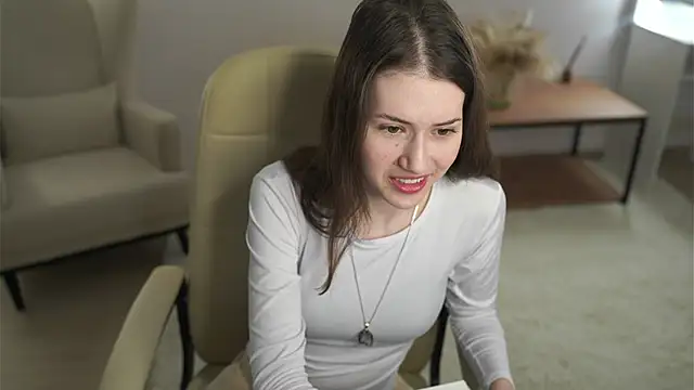 OdiIiaChavarria online show from March 3, 2026, 1:06 pm