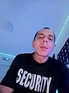 Snapshot of Hugo1993 chatting on February 28, 2026, 8:54 pm Hugo1993 online show from February 28, 2026, 8:54 pm