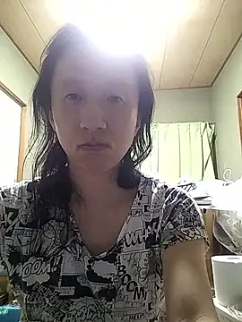 Snapshot of mako7612 chatting on May 26, 2026, 2:13 pm mako7612 online show from May 26, 2026, 2:13 pm