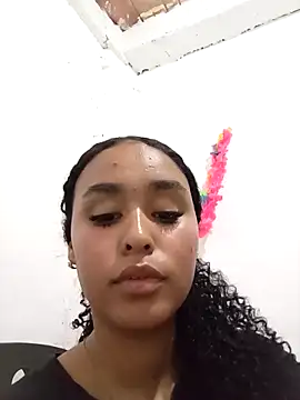 Snapshot of kiaria_Glow chatting on March 2, 2026, 6:37 pm kiaria Glow online show from March 2, 2026, 6:37 pm