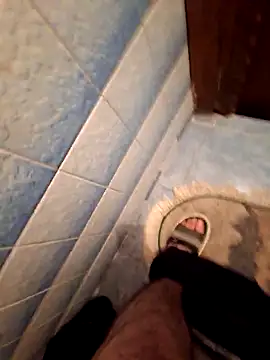 Snapshot of okokmui chatting on March 1, 2026, 10:45 pm okokmui online show from March 1, 2026, 10:45 pm