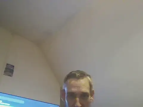 DOUBLETROUBLE7773 online show from March 6, 2026, 6:48 pm