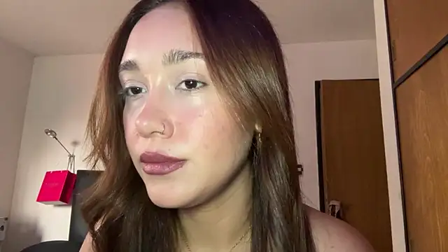 Snapshot of ariadnax0 chatting on March 3, 2026, 5:52 pm ariadnax0 online show from March 3, 2026, 5:52 pm