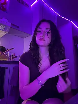 Snapshot of Claraaaaa06 chatting on March 3, 2026, 9:31 pm Claraaaaa06 online show from March 3, 2026, 9:31 pm