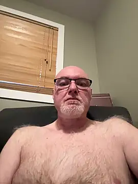 Snapshot of dwreck1974 chatting on March 1, 2026, 10:56 pm dwreck1974 online show from March 1, 2026, 10:56 pm