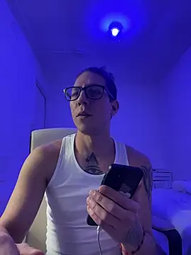 TitanNoir online show from March 13, 2026, 11:33 pm