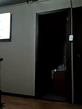 vikingo3333 online show from March 18, 2026, 4:48 am