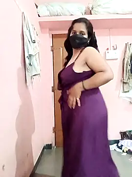 Snapshot of Miss-Dolly07 chatting on May 12, 2026, 12:24 pm Miss-Dolly07 online show from May 12, 2026, 12:24 pm