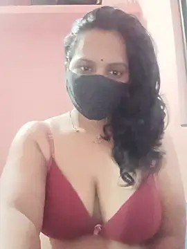 Snapshot of Miss-Dolly07 chatting on July 2, 2026, 12:44 pm Miss-Dolly07 online show from July 2, 2026, 12:44 pm