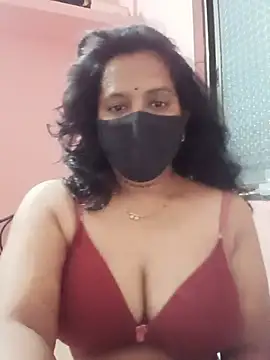 Snapshot of Miss-Dolly07 chatting on July 15, 2026, 5:40 pm Miss-Dolly07 online show from July 15, 2026, 5:40 pm