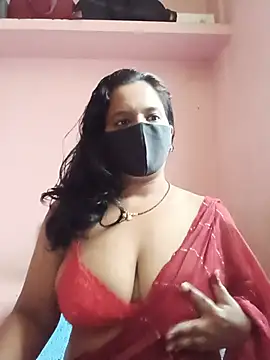 Snapshot of Miss-Dolly07 chatting on August 1, 2026, 2:11 am Miss-Dolly07 online show from August 1, 2026, 2:11 am