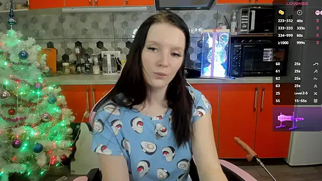 Snapshot of Mary_Blu chatting on December 17, 2024, 11:05 pm Mary Blu online show from December 17, 2024, 11:05 pm