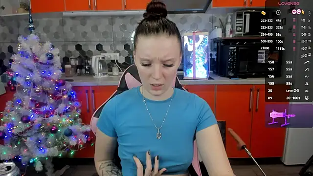 Snapshot of Mary_Blu chatting on December 20, 2024, 11:37 pm Mary Blu online show from December 20, 2024, 11:37 pm