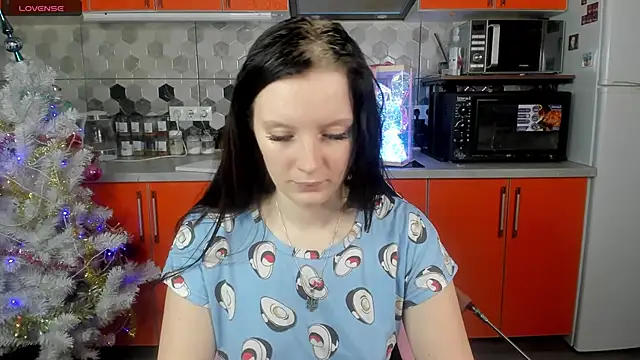 Snapshot of Mary_Blu chatting on December 29, 2024, 11:08 pm Mary Blu online show from December 29, 2024, 11:08 pm