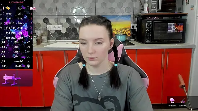 Snapshot of Mary_Blu chatting on January 9, 2025, 6:06 am Mary Blu online show from January 9, 2025, 6:06 am