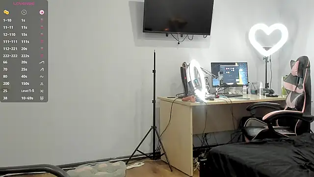 Mary Blu online show from October 10, 2025, 10:03 am