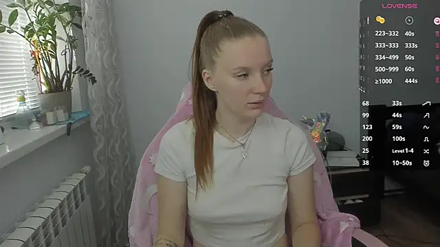 Mary Blu online show from October 31, 2025, 9:54 am