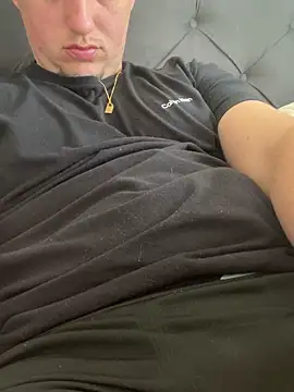 Snapshot of vinizinhot chatting on March 2, 2026, 12:01 pm vinizinhot online show from March 2, 2026, 12:01 pm