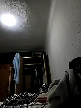 aztherockman online show from April 20, 2026, 7:37 pm