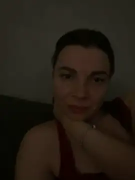 Luna2547 online show from April 15, 2026, 7:21 pm