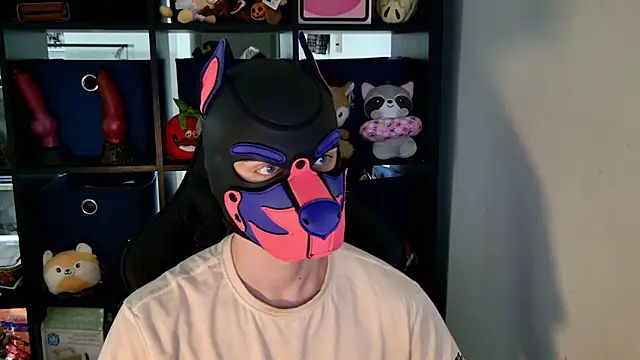 Snapshot of MellPUP chatting on June 30, 2026, 6:09 pm MellPUP online show from June 30, 2026, 6:09 pm