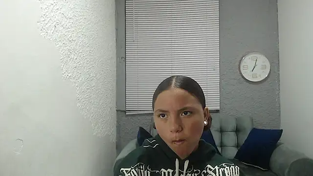 Snapshot of kimmyfuckass chatting on March 18, 2026, 12:19 pm kimmyfuckass online show from March 18, 2026, 12:19 pm