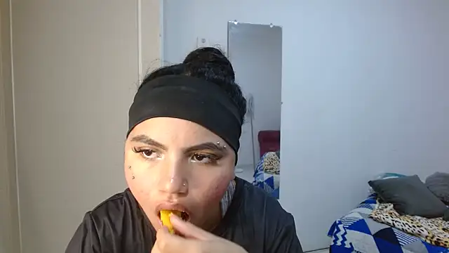 Snapshot of kimmyfuckass chatting on May 28, 2026, 12:30 am kimmyfuckass online show from May 28, 2026, 12:30 am