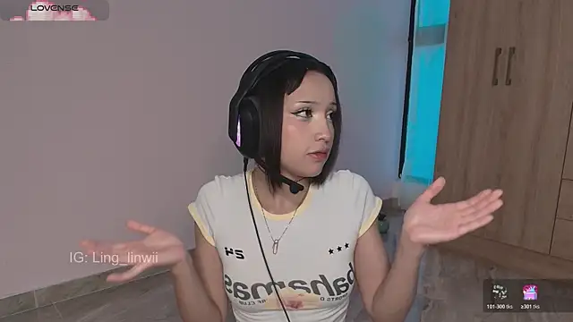 Snapshot of ling_meow chatting on July 7, 2026, 2:54 pm ling meow online show from July 7, 2026, 2:54 pm