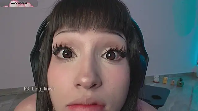 Snapshot of ling_meow chatting on July 17, 2026, 1:40 pm ling meow online show from July 17, 2026, 1:40 pm