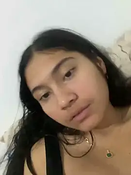 Snapshot of Isabella-Marin chatting on March 3, 2026, 6:36 pm Isabella-Marin online show from March 3, 2026, 6:36 pm