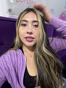 ManuelaVeeleez online show from March 17, 2026, 5:22 am