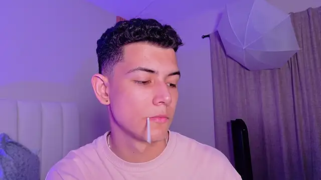 nicocrown online show from March 30, 2026, 7:04 pm