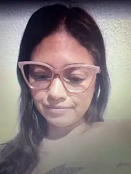 LunaS3xxx online show from March 6, 2026, 12:01 pm