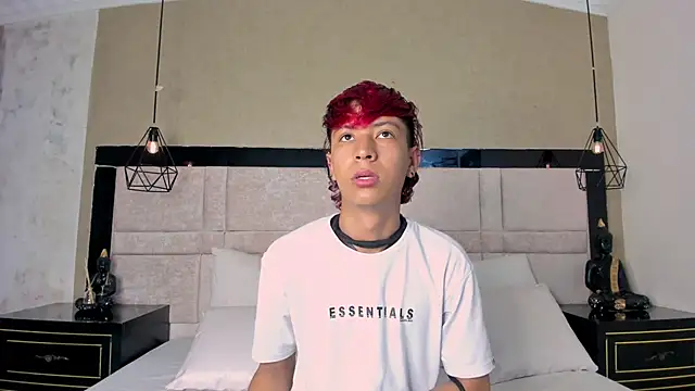 ChritianDowney online show from March 17, 2026, 3:33 am