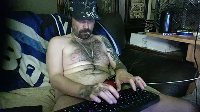 Snapshot of KinkyTOMan chatting on June 9, 2026, 6:47 am KinkyTOMan online show from June 9, 2026, 6:47 am