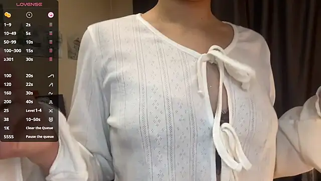 Selena blom online show from April 12, 2026, 11:37 am