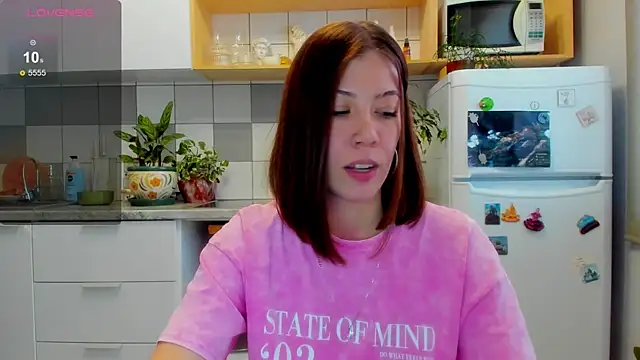 ooopsybritney online show from May 21, 2026, 2:24 pm