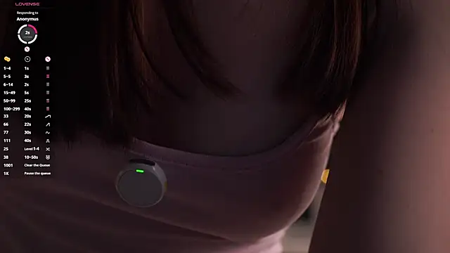 KendaFerullo online show from April 8, 2026, 4:07 pm