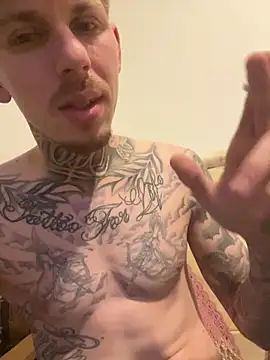 Snapshot of Antonio1998F chatting on March 3, 2026, 11:10 pm Antonio1998F online show from March 3, 2026, 11:10 pm