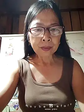 Snapshot of Sky-rain98 chatting on June 25, 2026, 6:45 pm Sky-rain98 online show from June 25, 2026, 6:45 pm