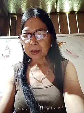 Snapshot of Sky-rain98 chatting on July 2, 2026, 1:49 am Sky-rain98 online show from July 2, 2026, 1:49 am