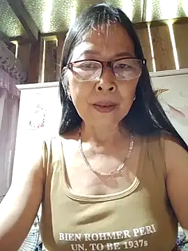 Snapshot of Sky-rain98 chatting on July 5, 2026, 4:19 am Sky-rain98 online show from July 5, 2026, 4:19 am