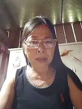 Snapshot of Sky-rain98 chatting on July 6, 2026, 8:44 am Sky-rain98 online show from July 6, 2026, 8:44 am